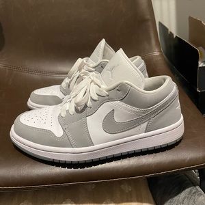 Nike Jordans White Wolf Grey